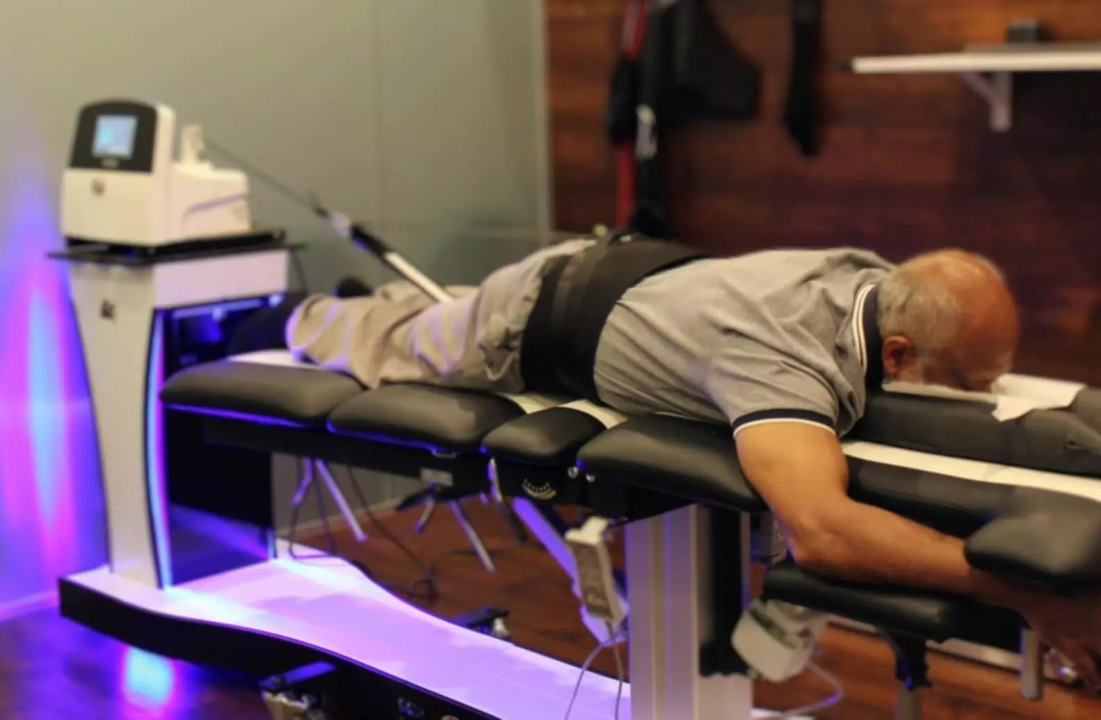 Up to 50% Off on  at Canadian Chiropractic Spinal Decompression Centres