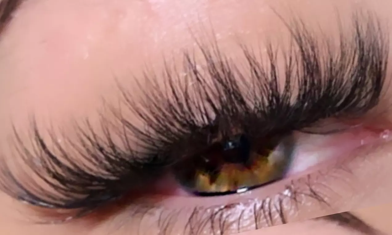 Up to 41% Off on Eyelash Extensions at Gabby Glowup Beauty