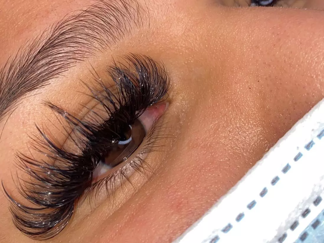 Discover Lure Lash Extensions' full sets of light, mega, volume & wet eyelash extensions for new clients, up to 50% off - Primary Image