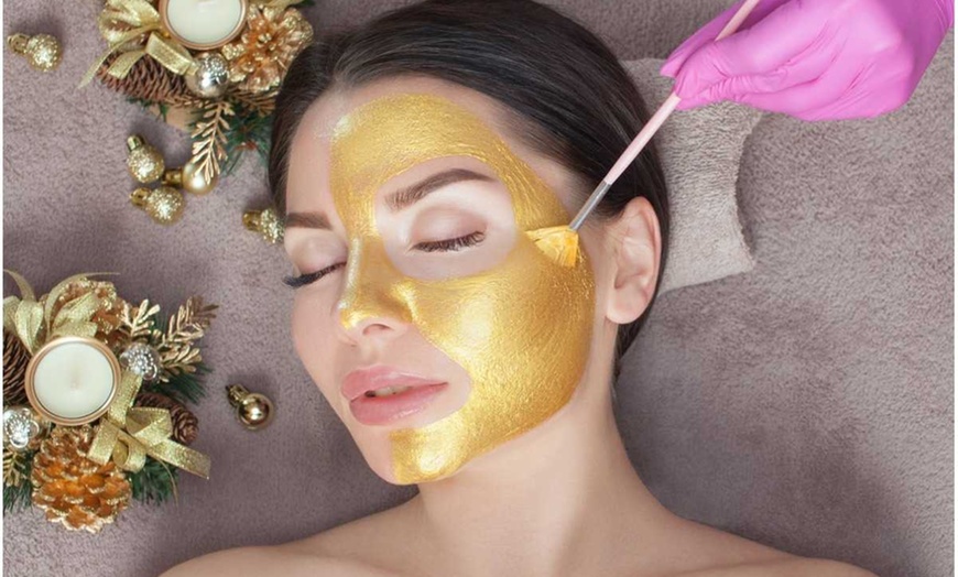 Image 1: Up to 50% Off on Facial - Gold at Dtrend Hair Beauty And Makeup