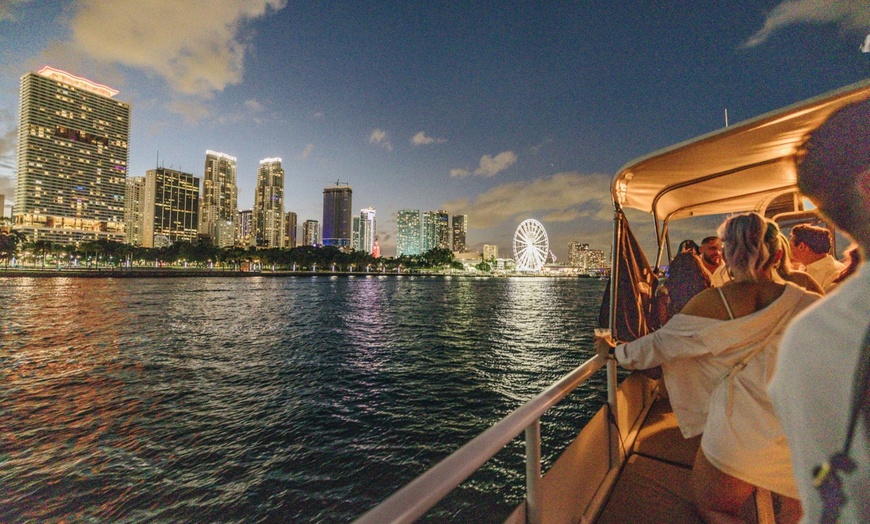 Image 4: Night Yacht Party Deals & Discounts in Miami Beach