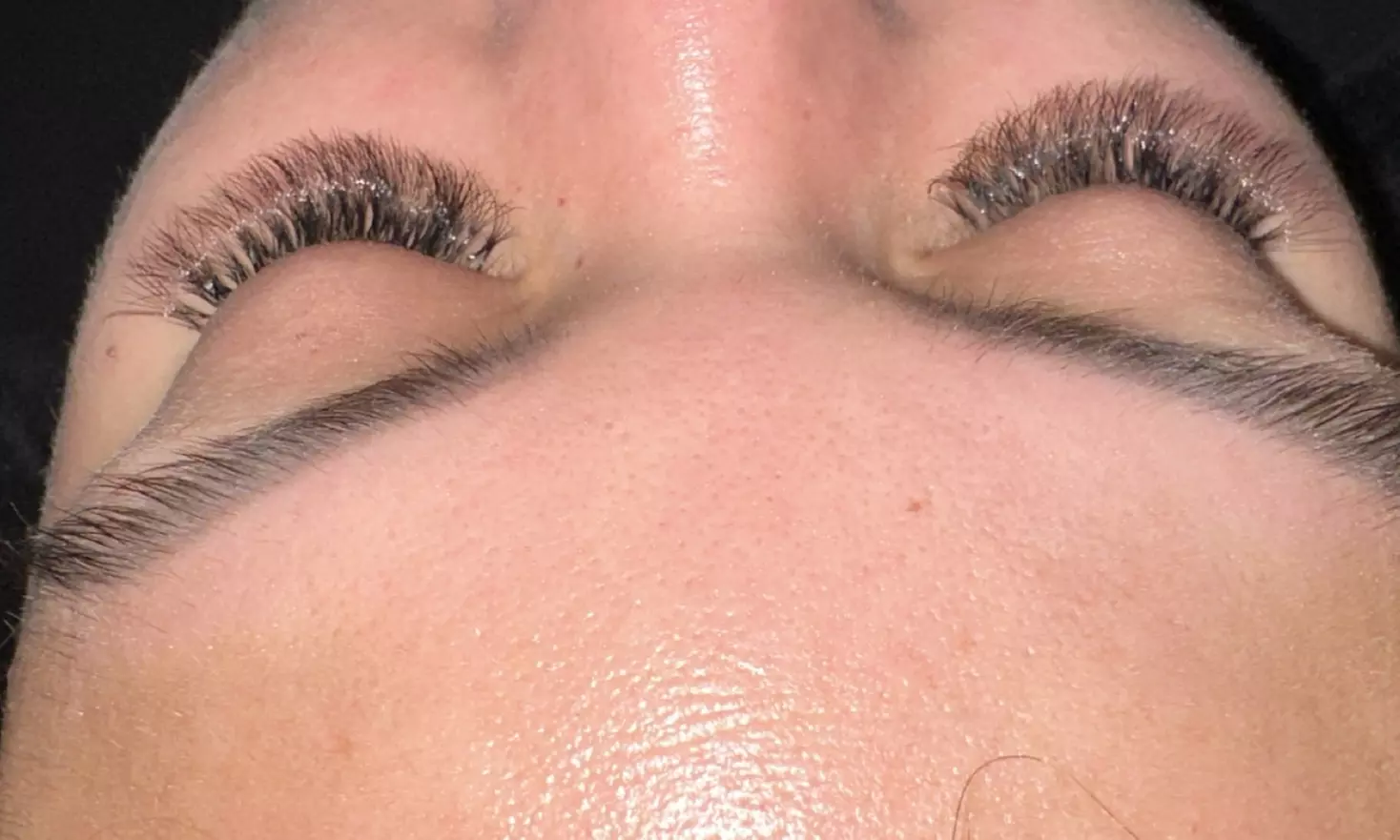 Enhance Your Look with Boss Lady Lashes' Full Set Extensions, Featuring Classic, Hybrid & Volume Styles Up to 50% Off - Primary Image