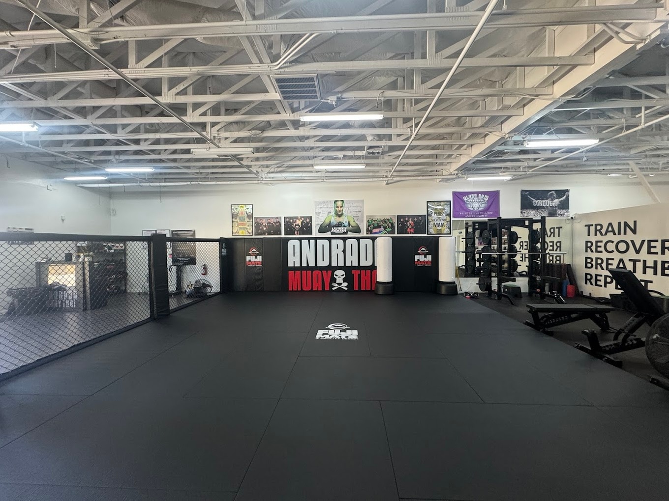 Kickstart Muay Thai Journey:1 Week or 1 Month of Training+ AMT T-Shirt