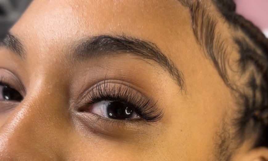 Image 7: Unlock Your Glam Game: Stunning Eyelash Extensions Await
