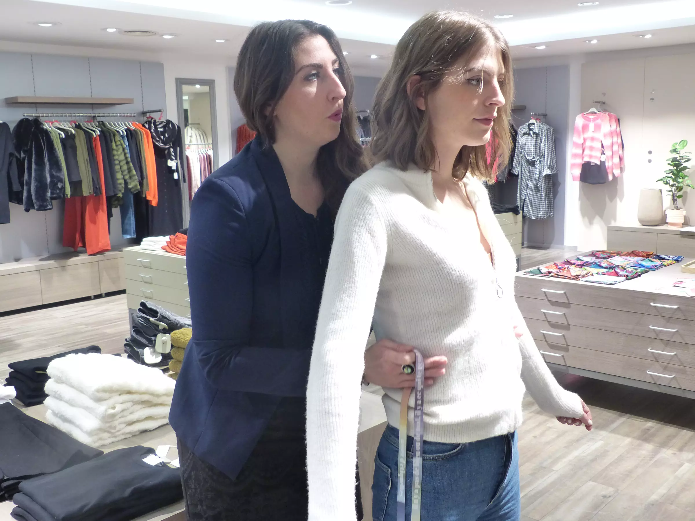 Jusqu'à 50% de réduction sur Styliste personnel chez Ma Nouvelle Image - Agence de relooking et de conseil en image