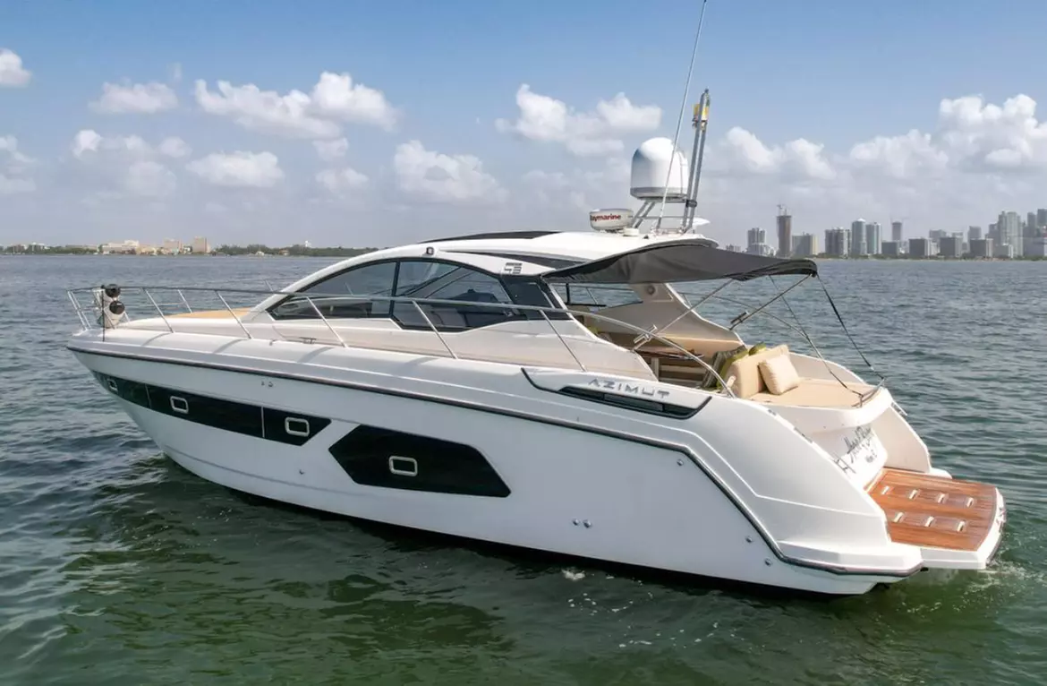 3 or 4 Hr Lux 47' Azimut Yacht: Sandbar, Swim, & More Ft. Lauderdale