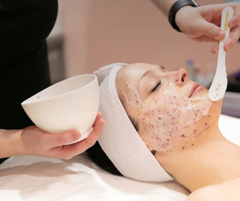 Up to 50% Off on Facial at Lovely Spa