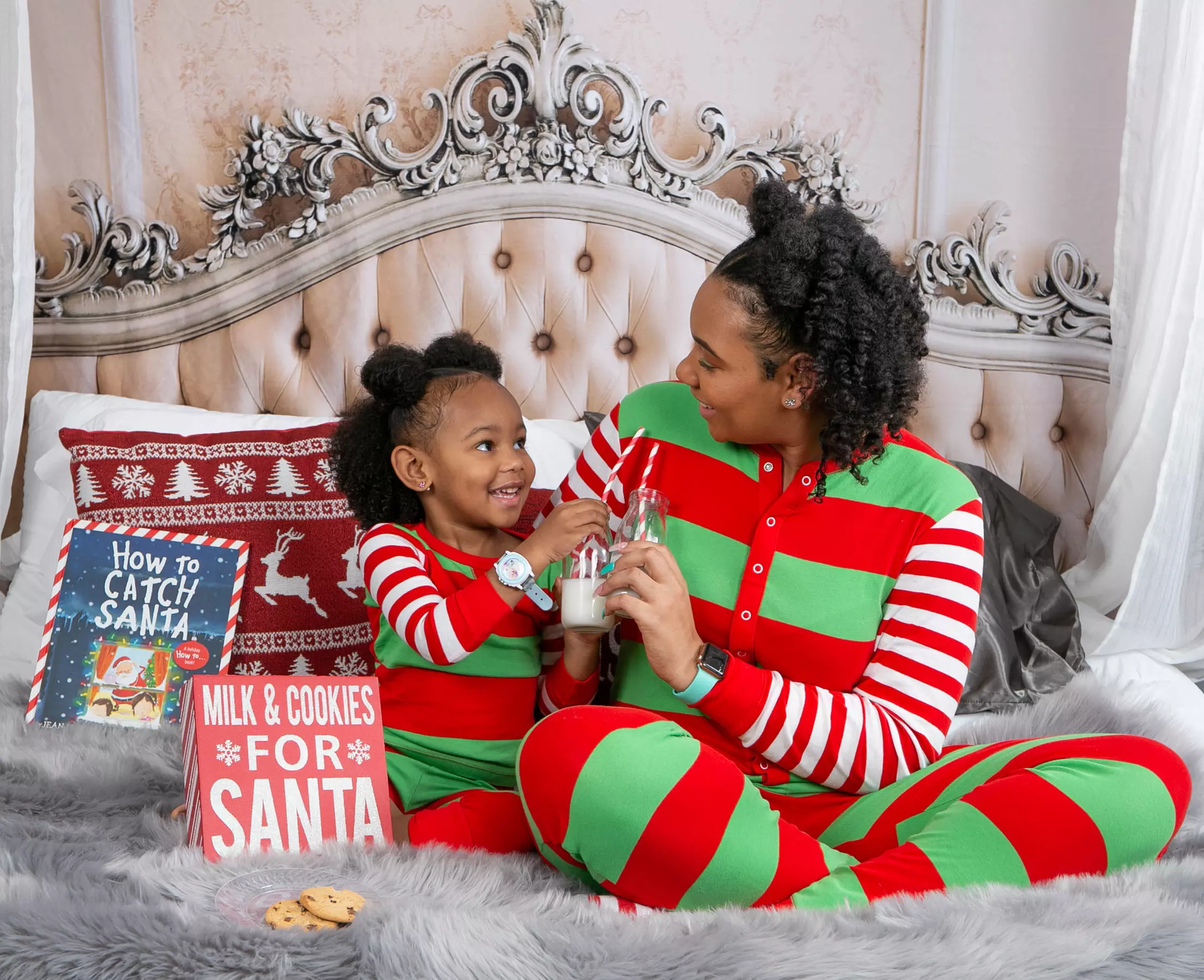 Up to 91% Off on In-Studio Holiday Family Shoot