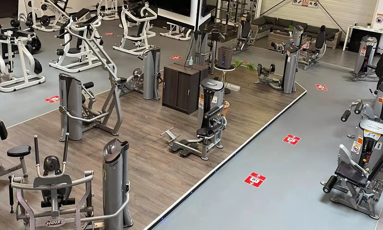 Jusqu'à 59% de remise sur Salle de remise en forme chez Familly Fitness CLAYE-SOUILLY