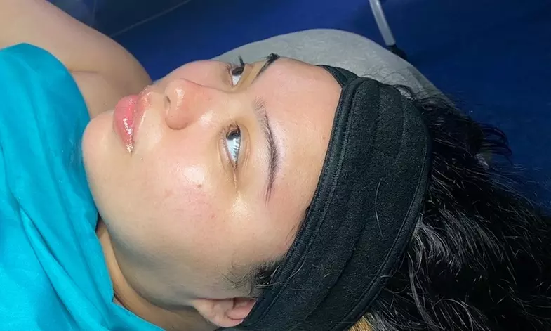 Experience Fixmyeyezonyou's beauty package with a bacial and facial including massage up to 30% off - Primary Image