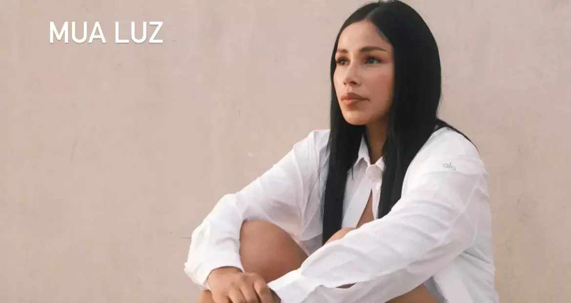 Signature Skin-Focused or Modeling/ Studio Photoshoot Makeup