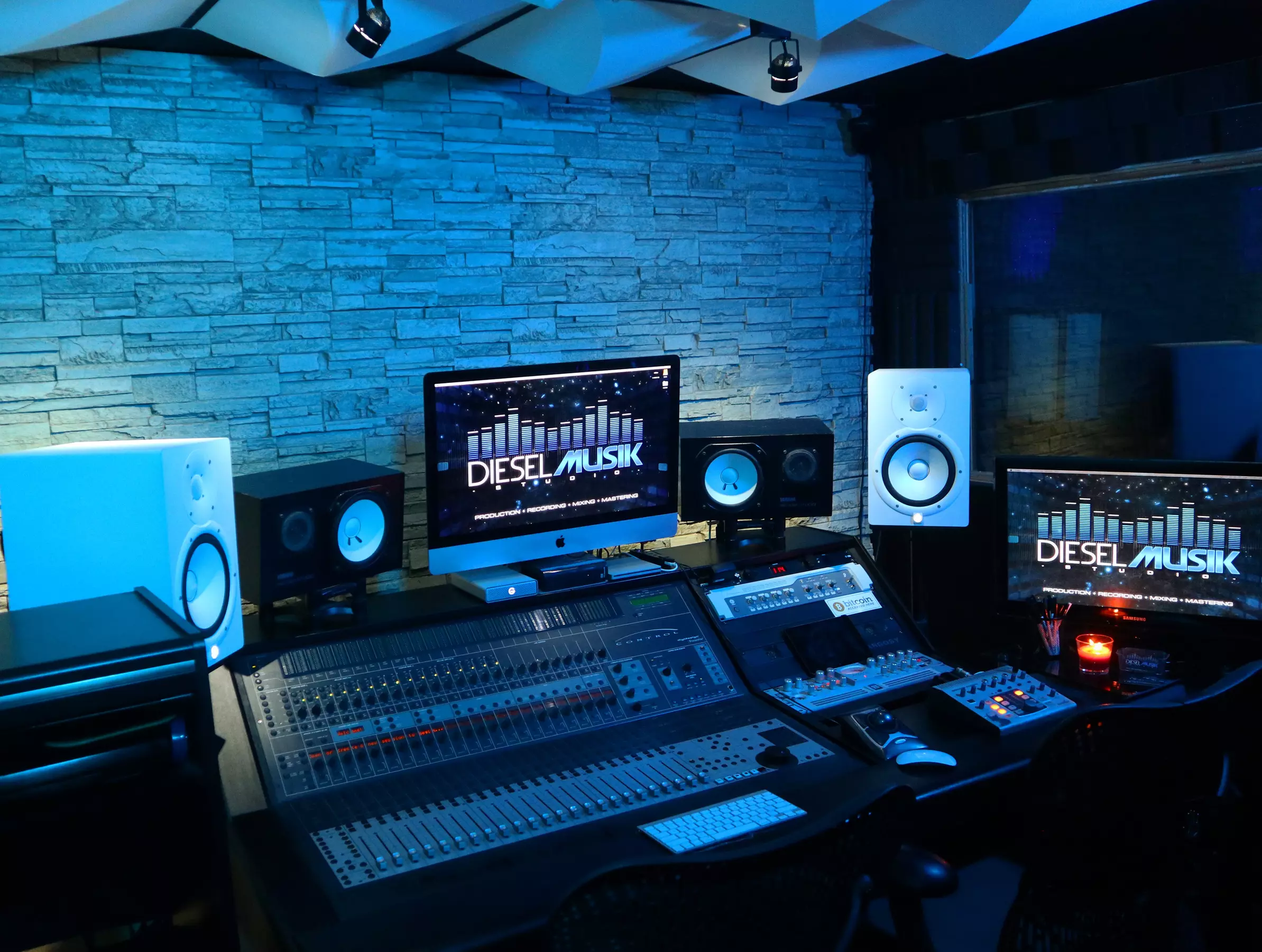 Up to 40% Off on Recording Studio Rental at DieselMusikStudio - Primary Image