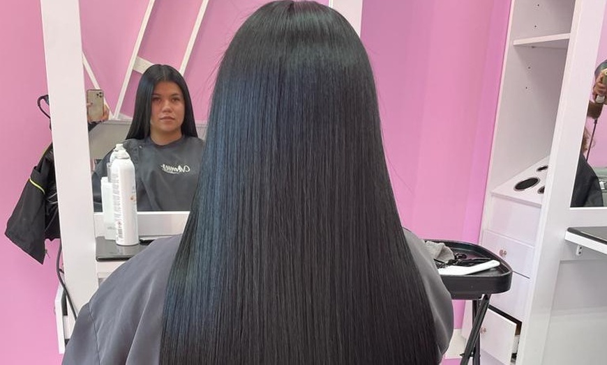 Image 1: Transform your hair with a keratin treatment 