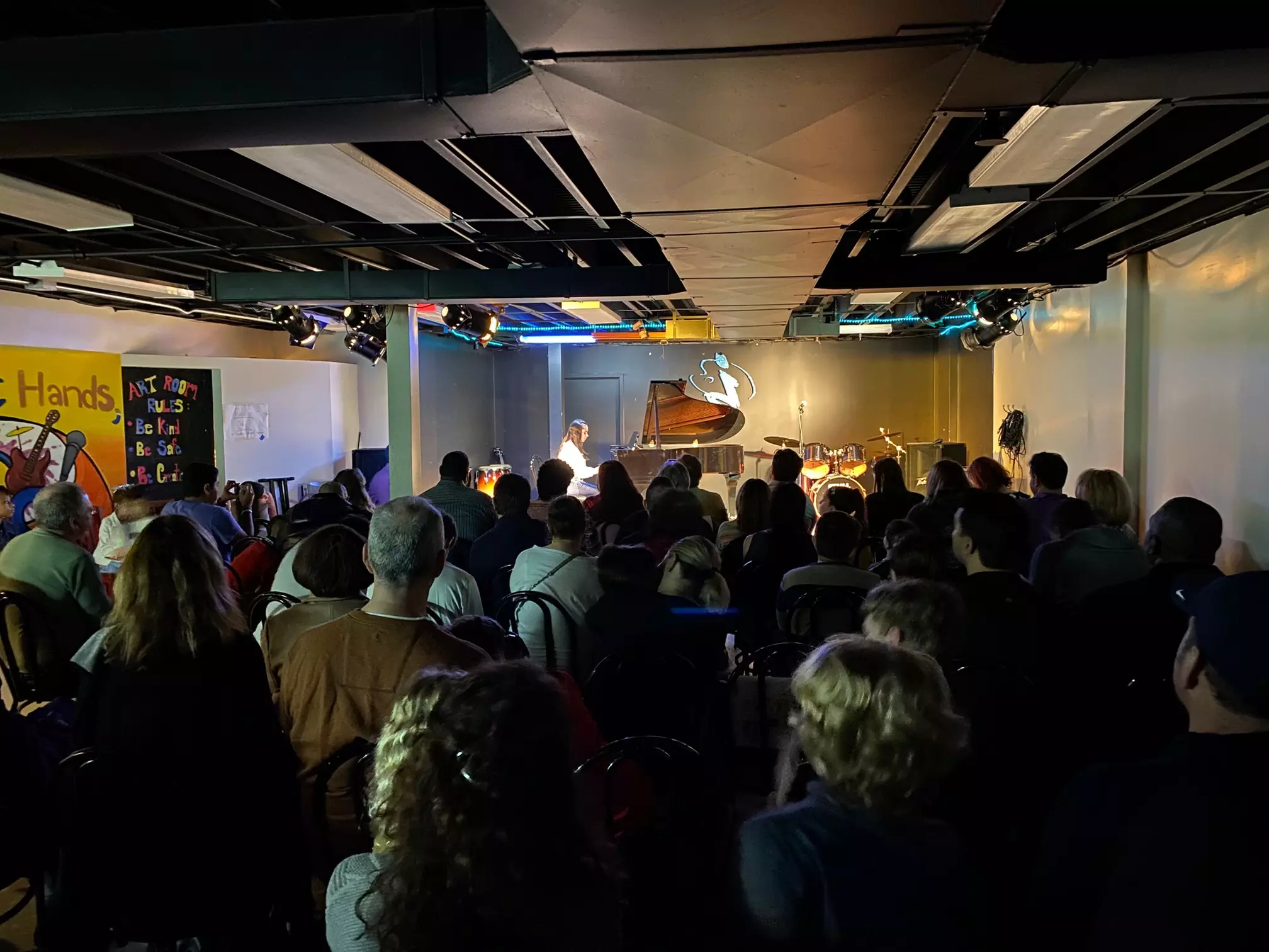 Explore Music and Art with Diverse Group Lessons for All Ages
