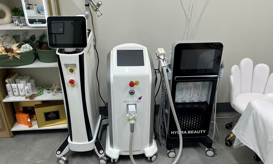 Image 4: Achieve Smoother Skin with Six Diode Laser Hair Removal Sessions