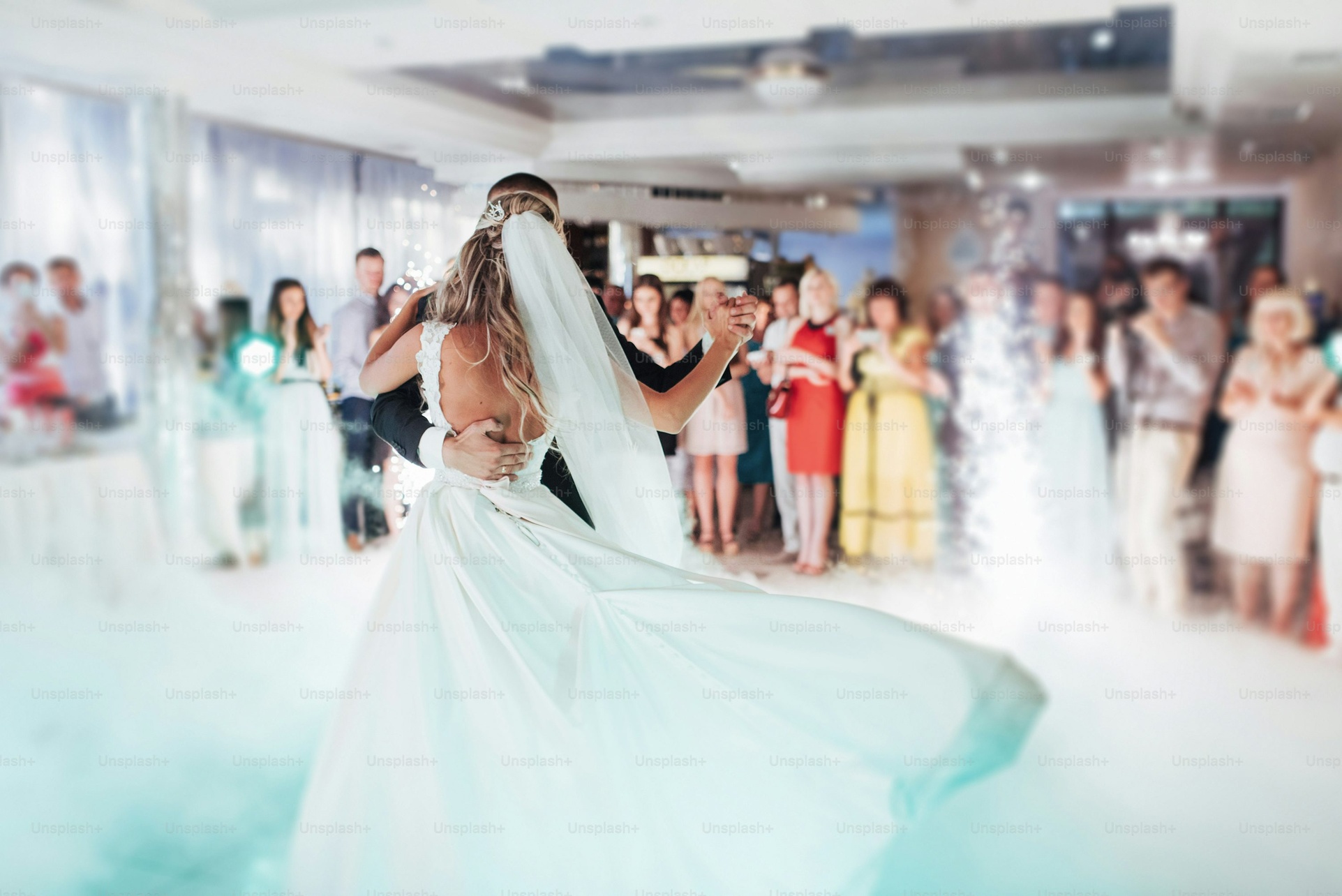 Learn Your Wedding Dance Choreography With Expert Guidance 