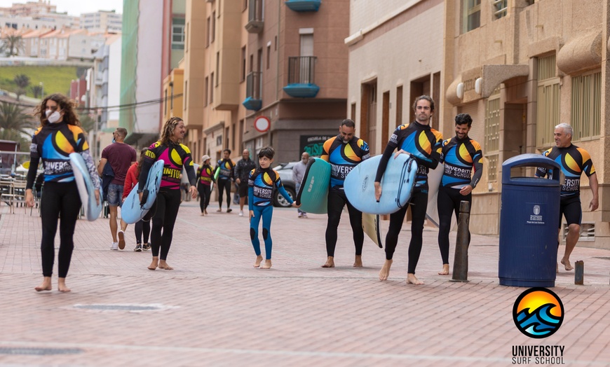 Image 7: Clases de surf