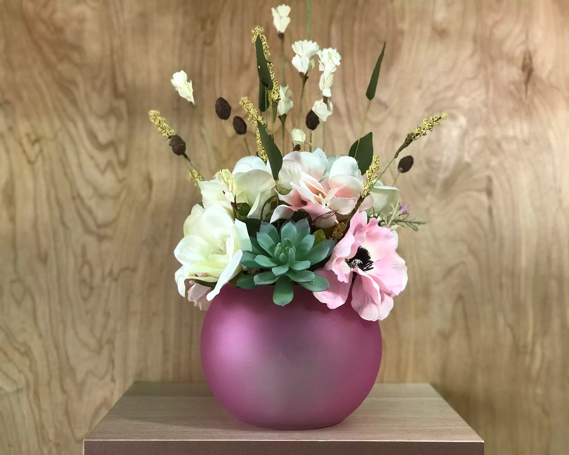 Up to 40% Off on Floral Arrangement Services at Eclore Floral - Second Medium