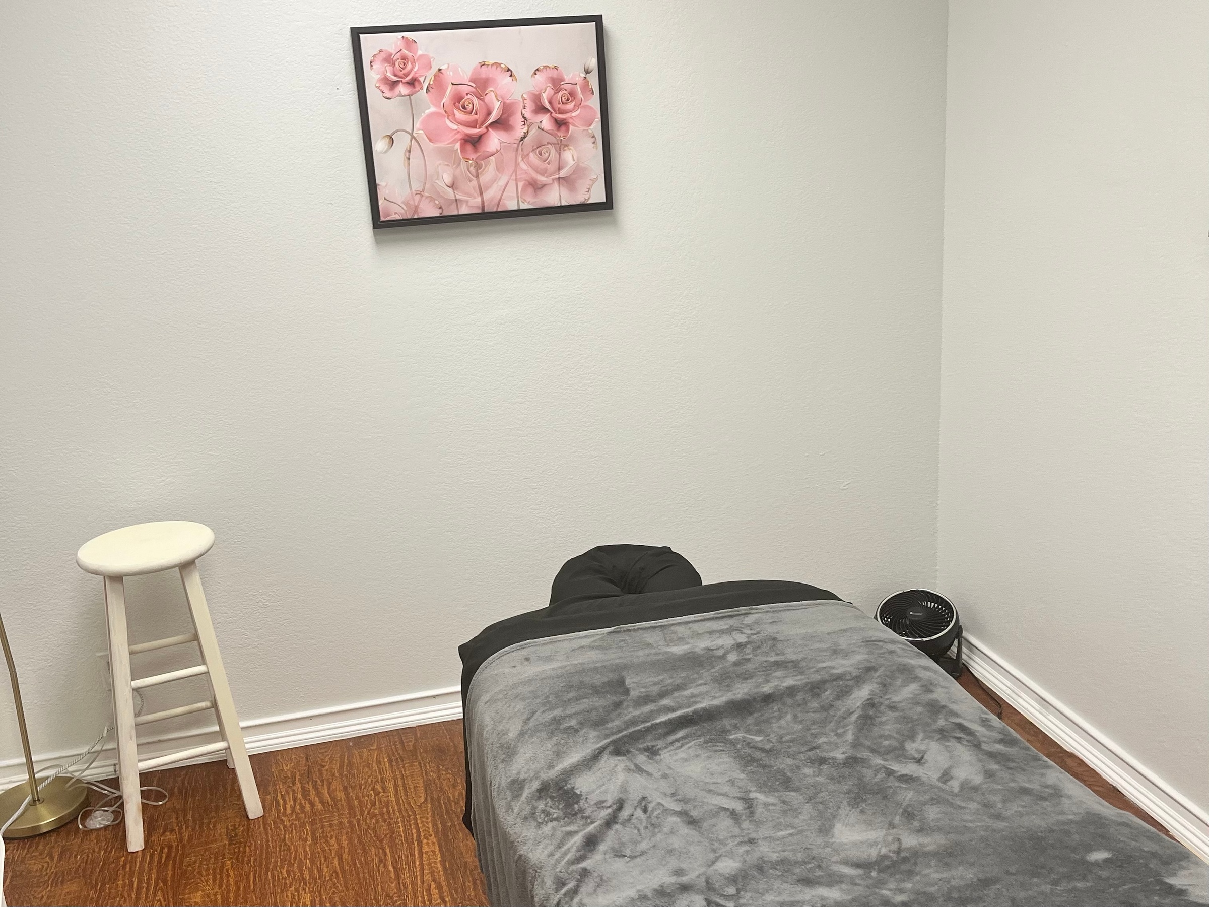 Experience Custom Full Body Massages with Unique Add-ons