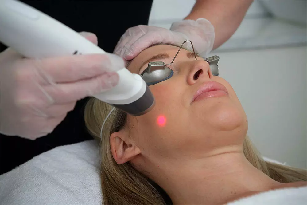 Revitalize your skin with Tiara Skin & Hair's Laser Genesis options, including Hydromask, offering up to 72% off - Primary Image