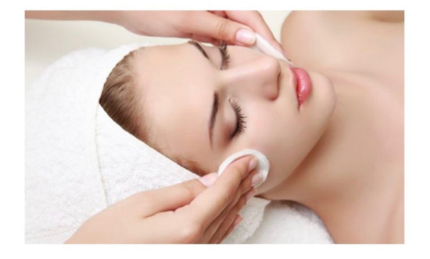 Image 2: Up to 32% Off on Facial at Helena Beauty and Spa