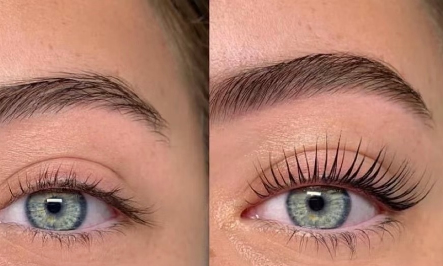 Image 3: Up to 43% Off on Eyelash Tinting at Lucky Lash Spa