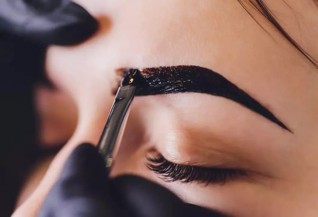 Up to 47% Off on Eyebrow Waxing and Tinting at JJSKIIN - Primary Image