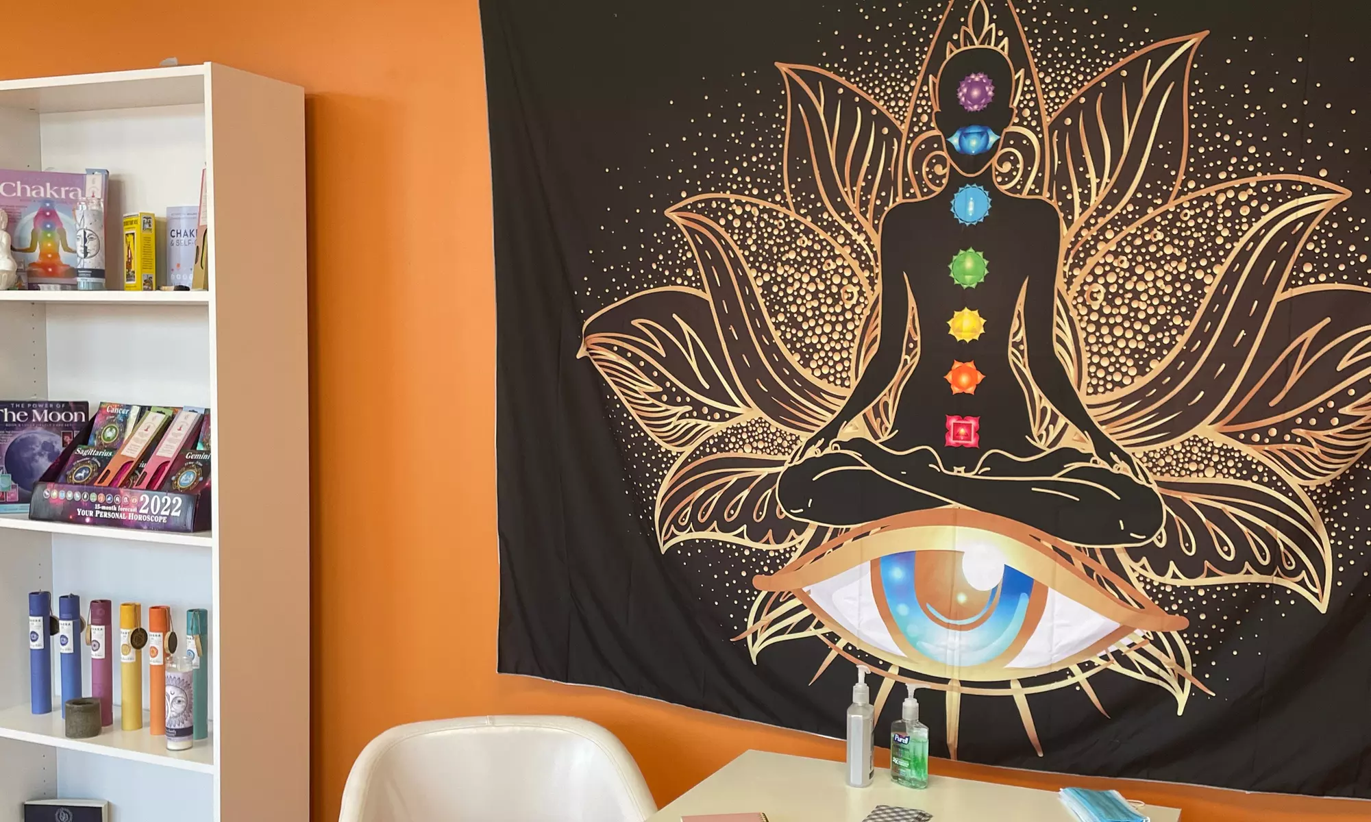 Up to 20% Off on Tarot Card Reading at Chicago psychic & chakra healing - Second Medium