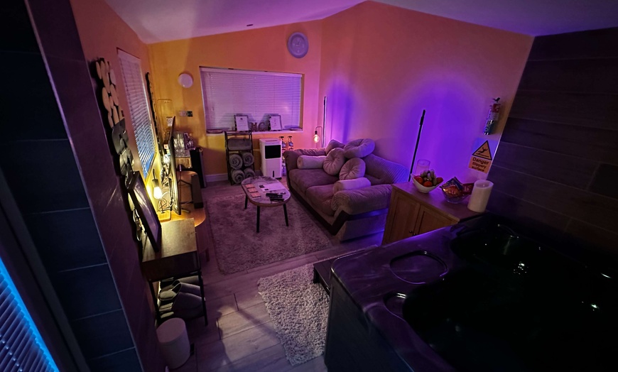 Image 6: Up to 33% Off on Massage - Deep Tissue at MC MASSAGES Ltd.