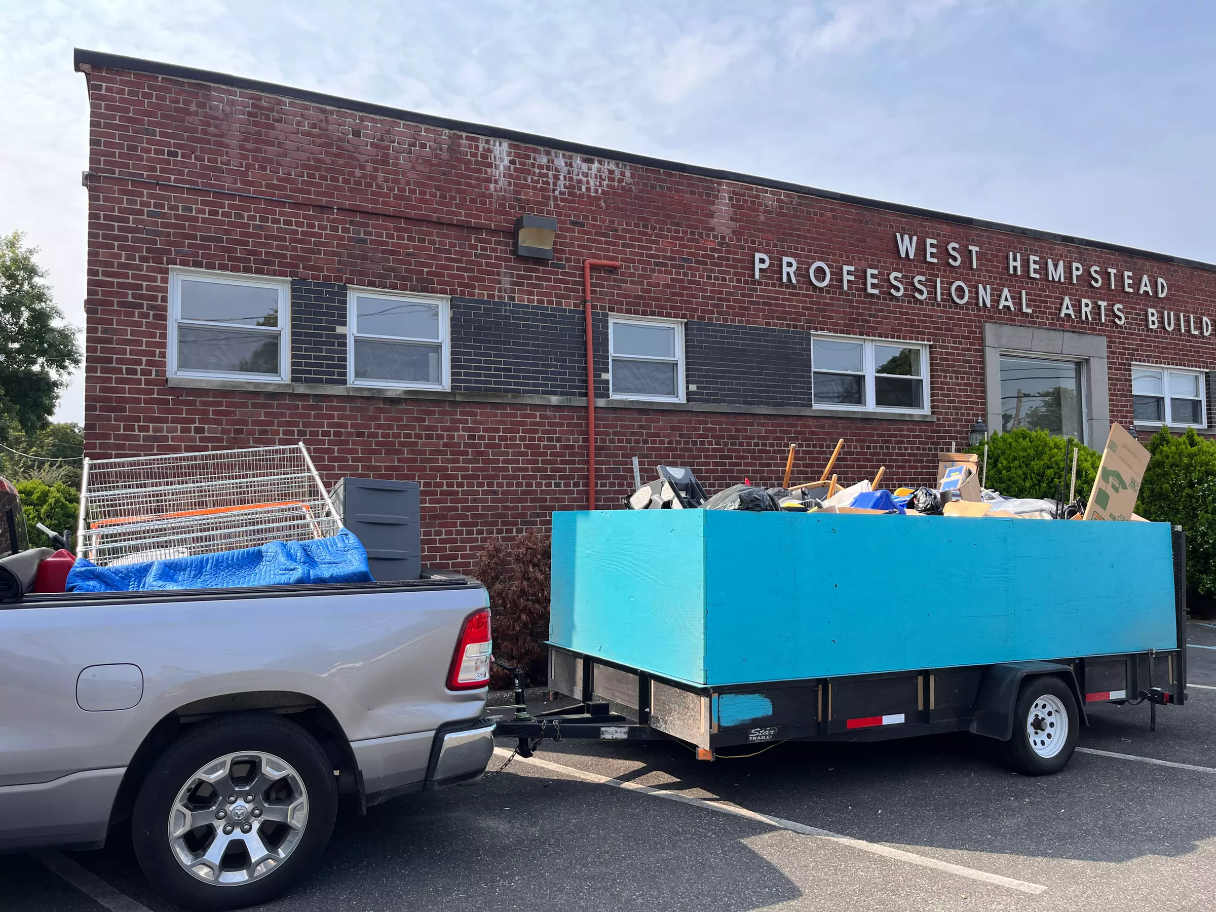 Clear Out Your Clutter With Load Of Junk Removal Service!