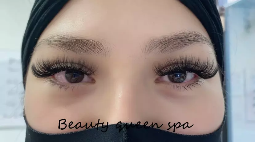 Explore Beauty Queen Spa's microdermabrasion facials, lash extensions, and hydrating treatments with up to 30% off. - Primary Image
