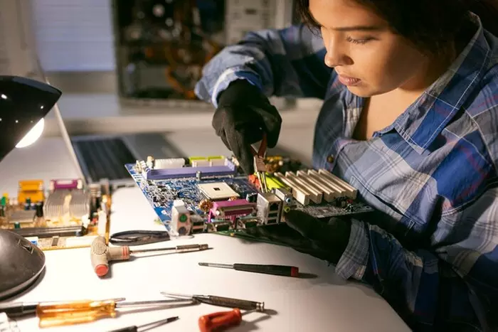 Up to 60% Off on Computer Training at The Mighty PC - Primary Image