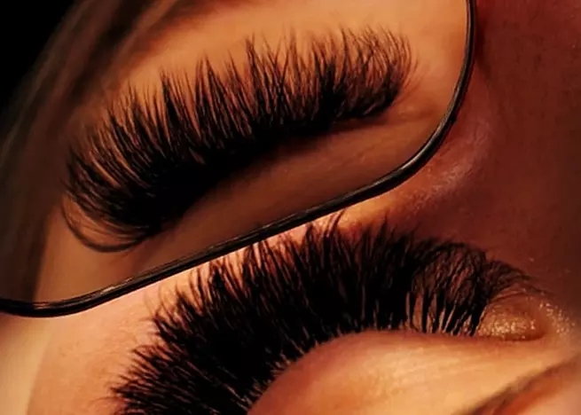 Up to 40% Off on Eyelash Extensions at Butterfly Kisses by Jeanna