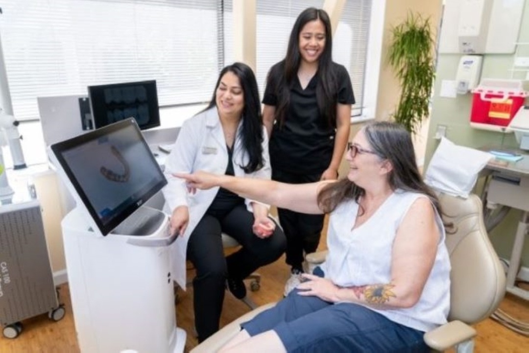 Comprehensive Dental Exam, Cleaning & X-Rays Package