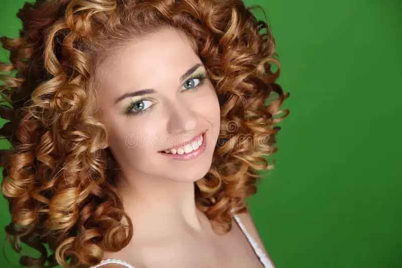 Up to 56% Off on Hair Hydration Treatment for Damage at Mane Glow Curls and Extensions - Primary Image