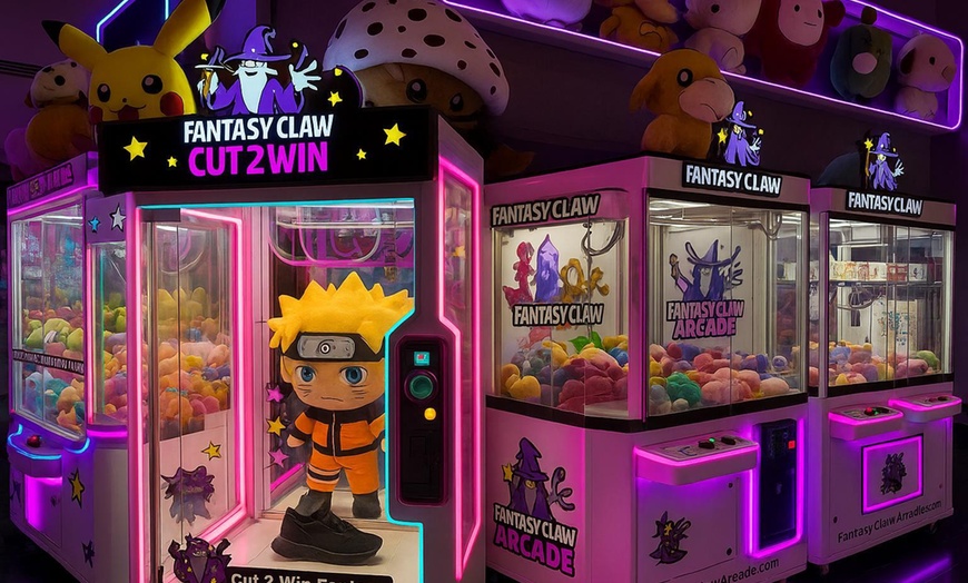 Image 5: 20 or 30 Tokens for Las Vegas' Biggest Claw Arcade! 