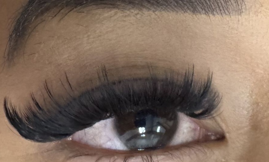 Image 3: Custom Lash Extensions & Mega Volume Styling at Eyelash by Natalie
