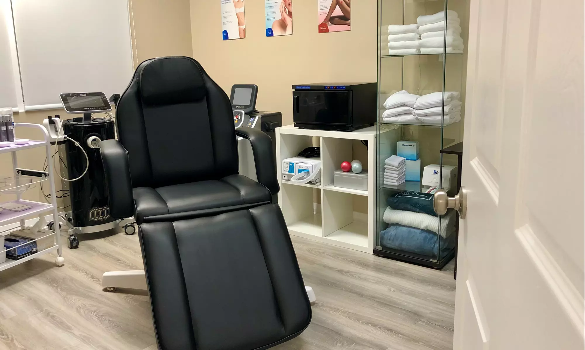 Up to 50% Off on Microdermabrasion at Visage Rejuvenation Medical Aesthetic Clinic - Second Medium