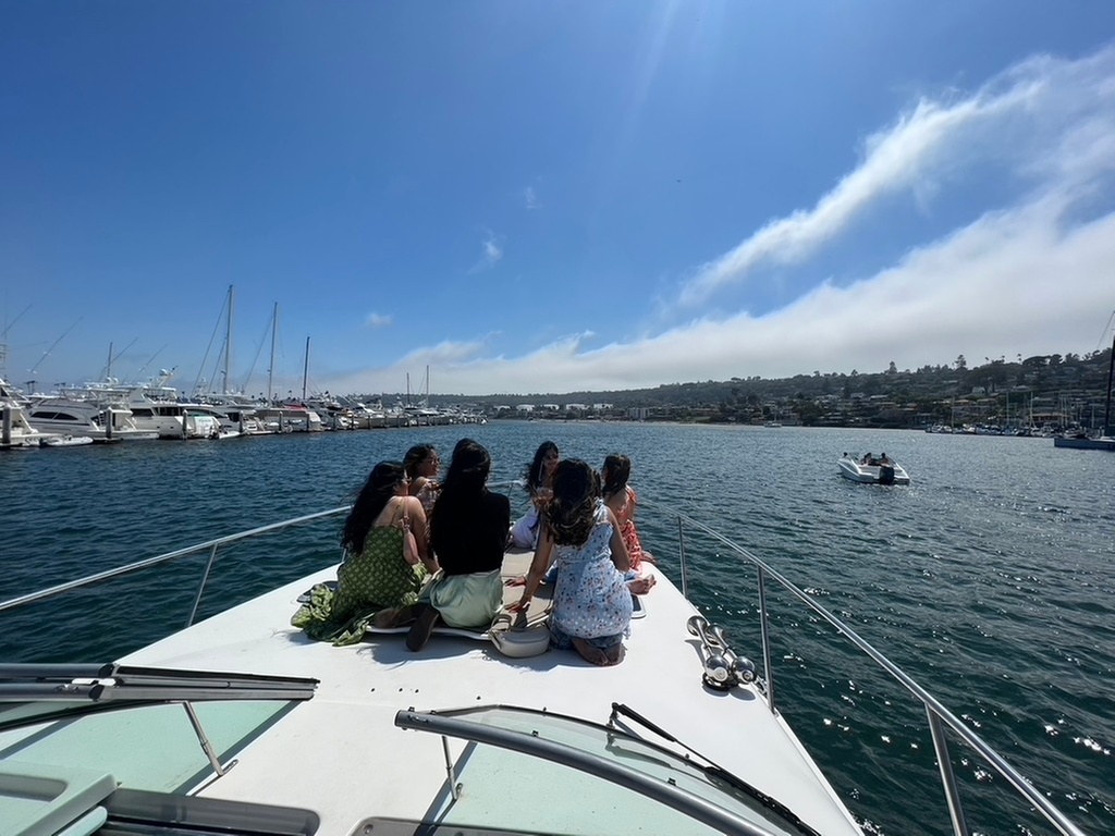 Relaxing San Diego Boat Tour with Scenic Views