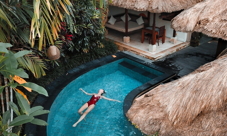 Image 4: Unwind with 90- or 120-Minute Relaxation Retreat