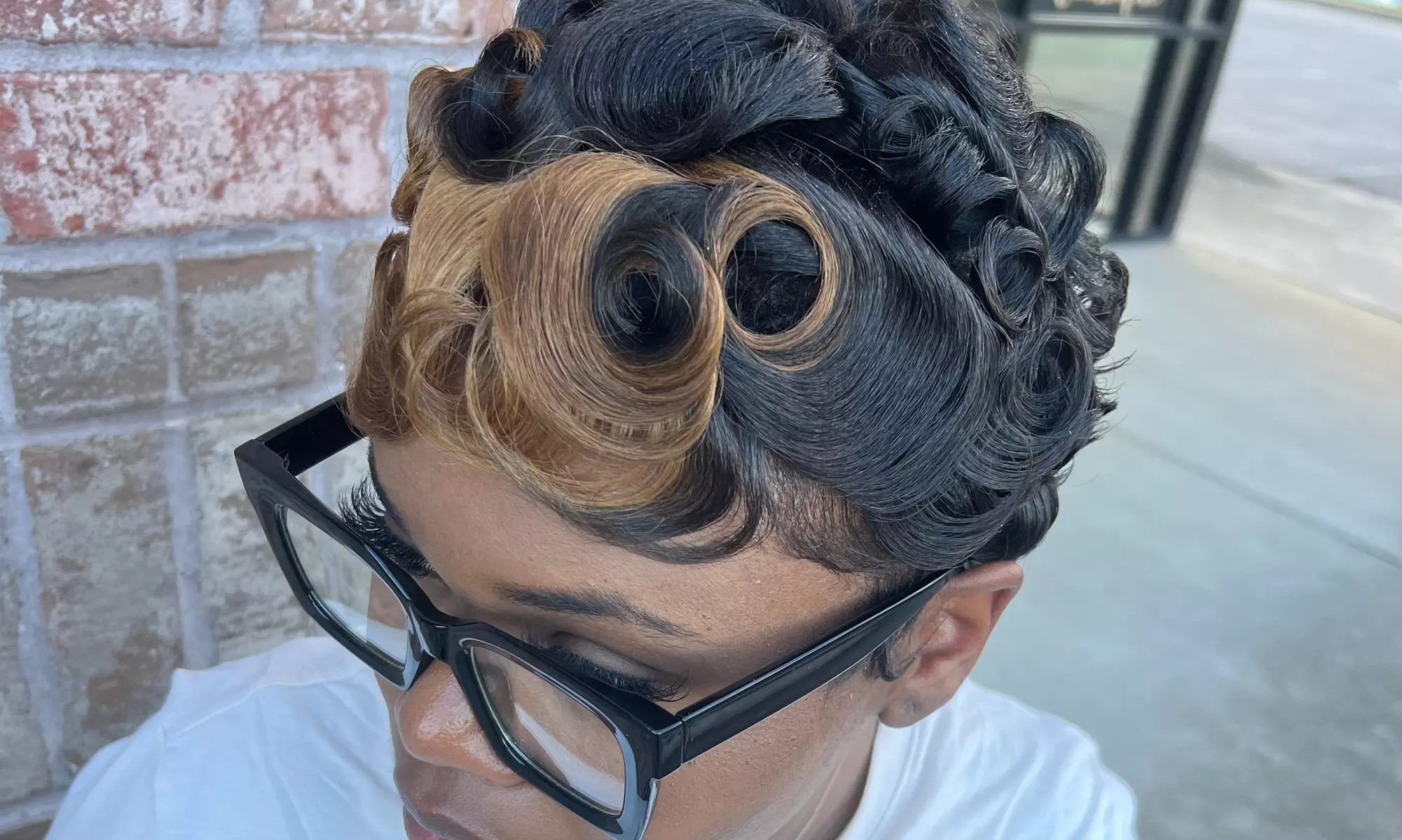 Discover the Executive Salon Session for Hair Styling