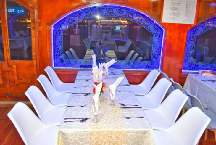 Canal Cruise Buffet Dinner Cruise for 1 Child or 1, 2, or 4 Adults