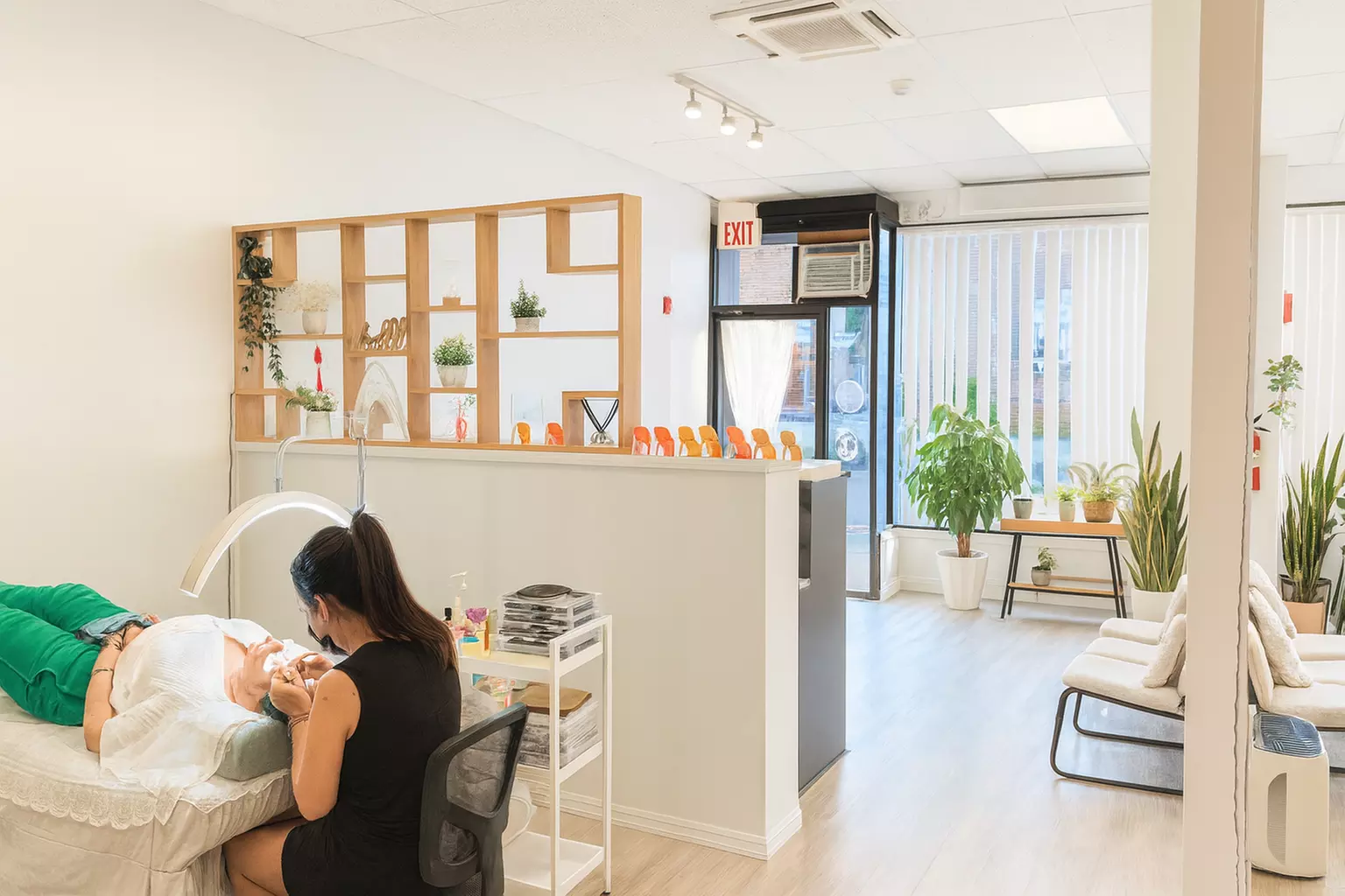 Cashmere or Mink Eyelash Extensions at Chelsea Lash