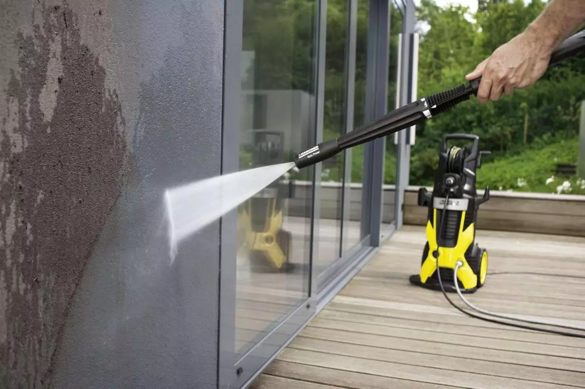 Up to 78% Off on Pressure Washing at On Time Cleaning - Primary Image