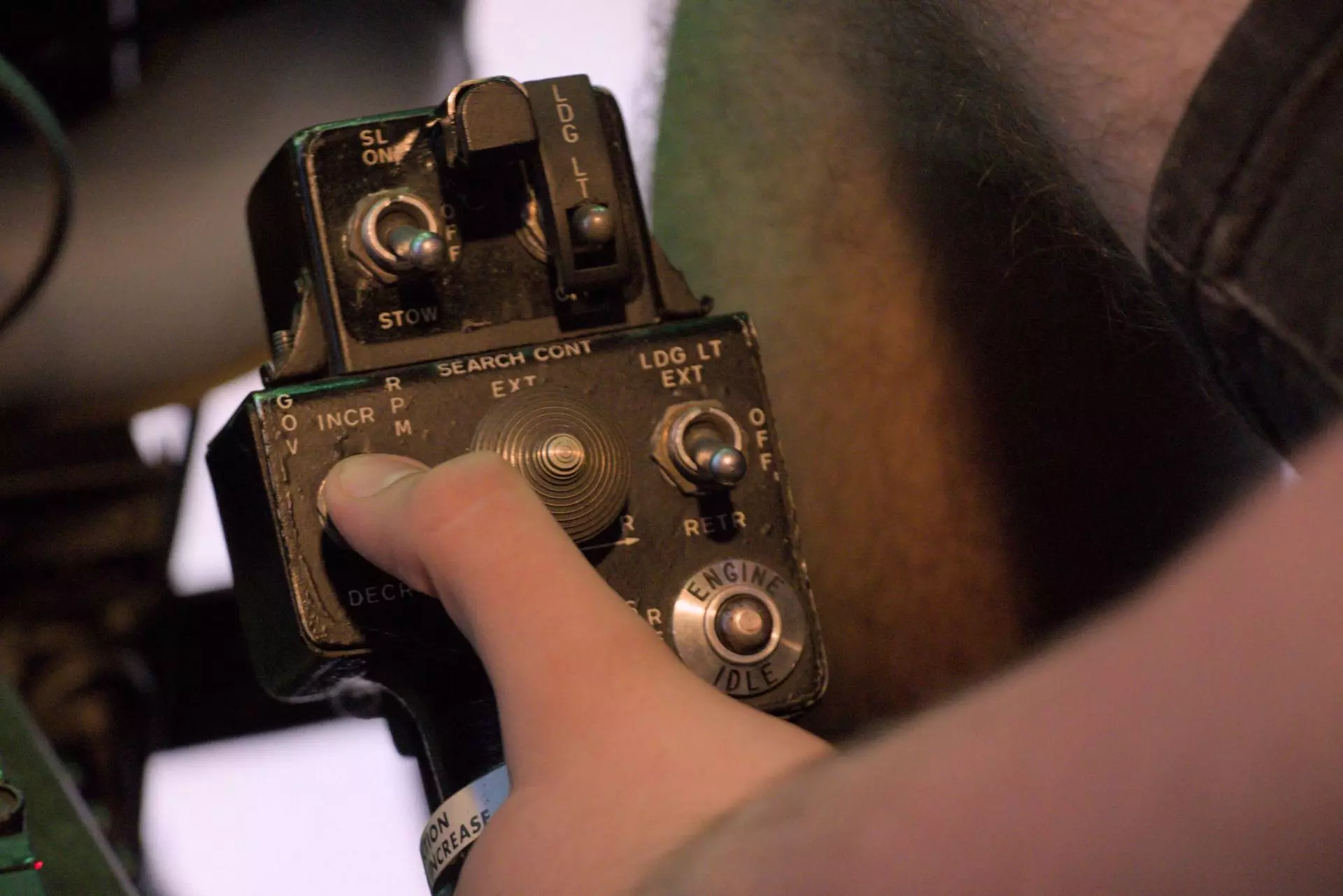 60 od. 90 min Hubschrauber selber fliegen bei SFM (Bis zu 30%)