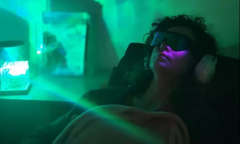 Expérience sensorielle : lumino-relaxothérapie et soin par le son