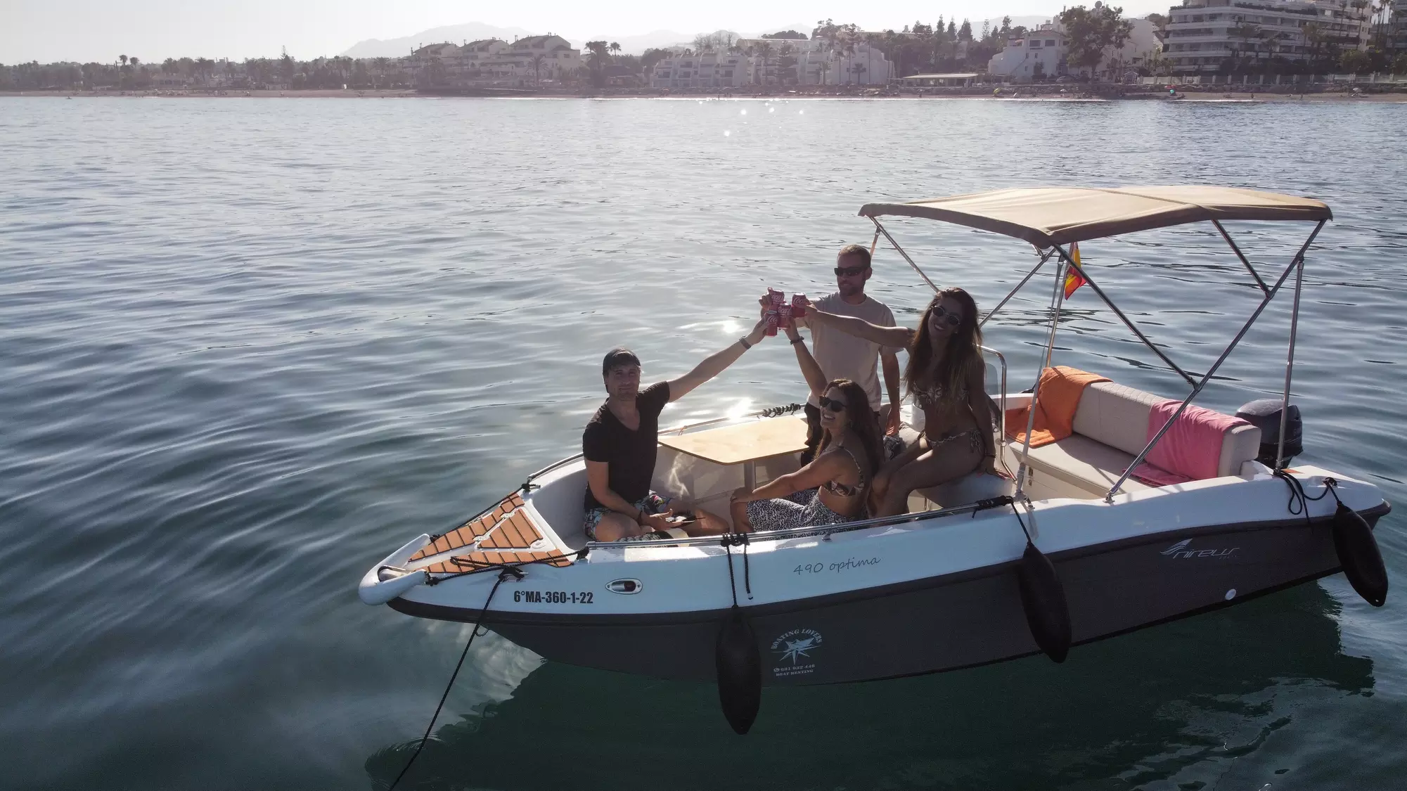 Alquiler de barco sin licencia para hasta 5 personas en Boating Lovers Marbella Alquiler Barcos - Second Medium