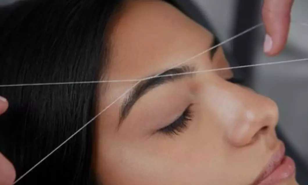 Get Perfectly Threaded Brows & Face
