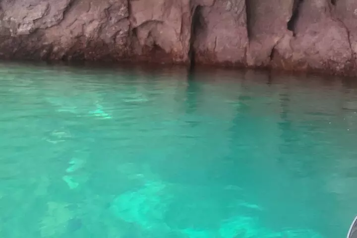 Las Vegas & Arizona: Colorado River Kayak Tour to Emerald Cave & More