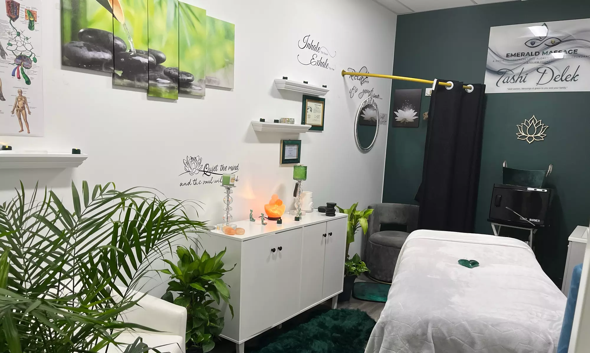Up to 60% Off on Lymphatic Drainage Touch at Emerald Massage Studio - Second Medium